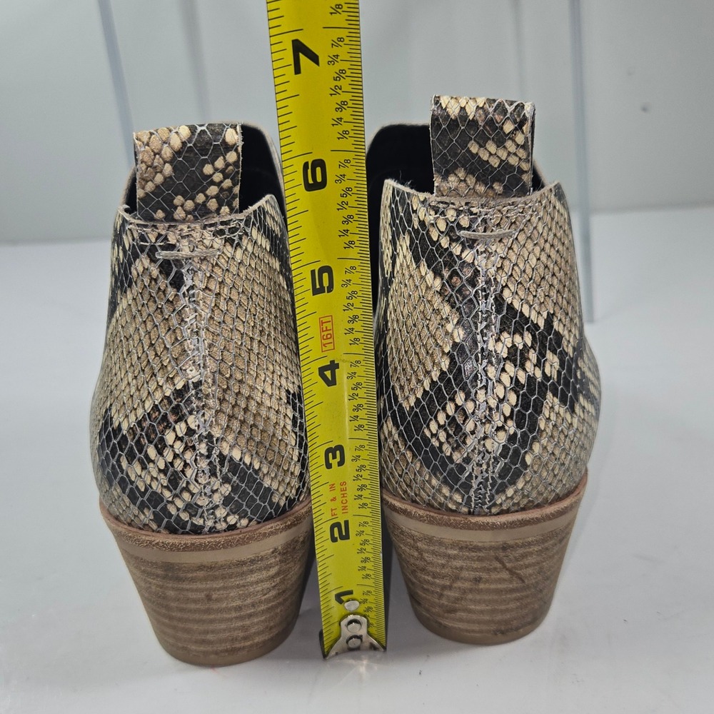 Dolce Vita Snake Print Booties Women 7.5 Tan Grey Pointed Toe V-Cut Ankle - Picture 8 of 8